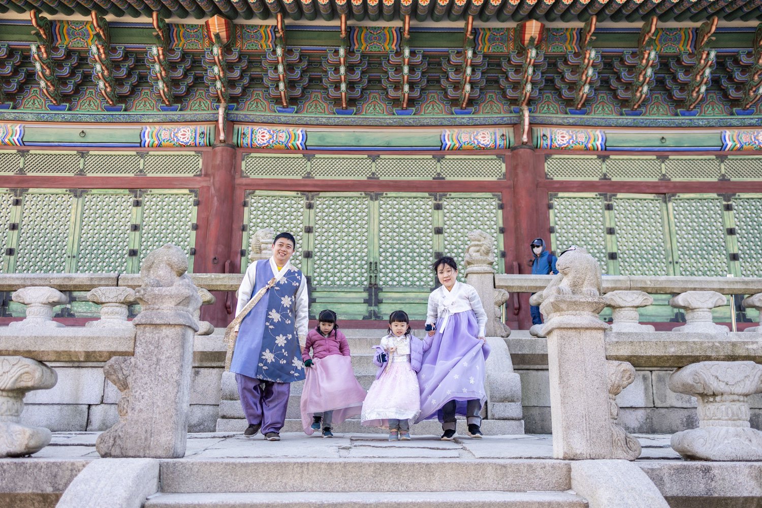 Gyeongbokgung-korea-family-portraits-111