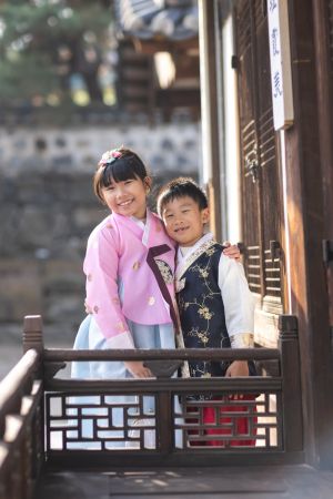 Namsangol-korea-family-portraits-105